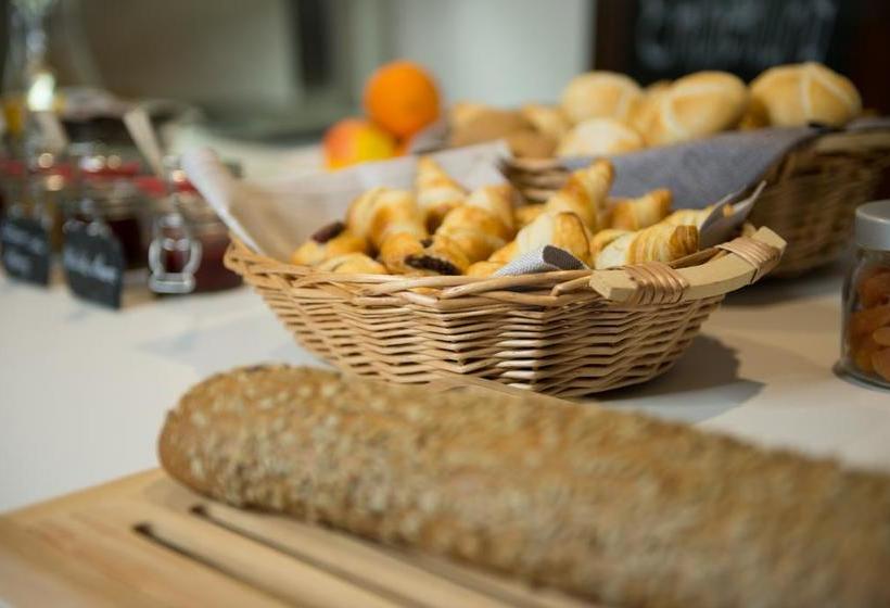 Hotel Restaurant Brigitte 9