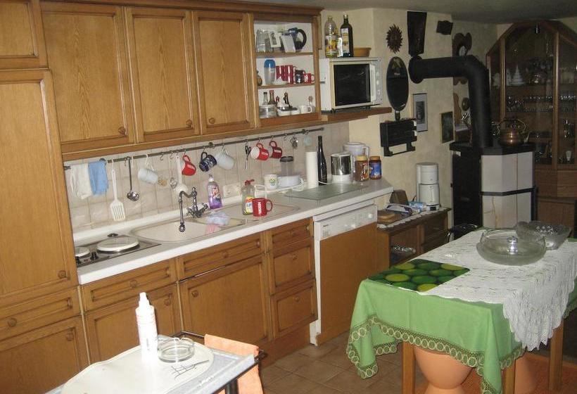 Bed & Breakfast Gästehaus Luise 12