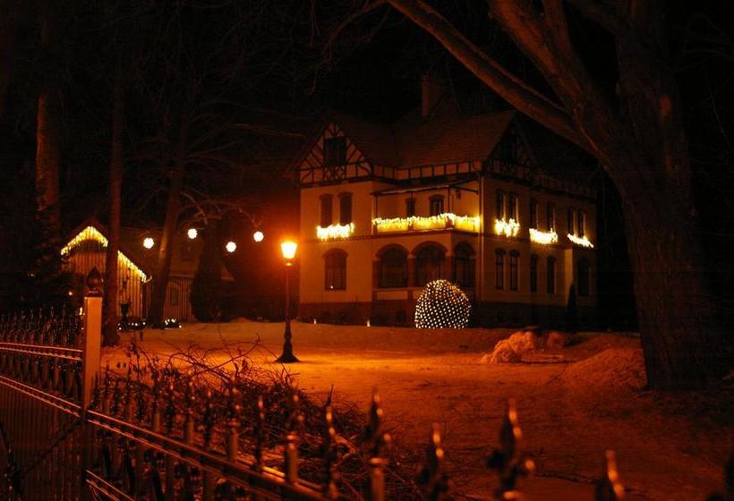 Bed & Breakfast Historische Pension Villa Uhlenhorst 17