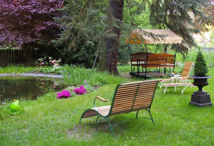 Bed & Breakfast Historische Pension Villa Uhlenhorst 2