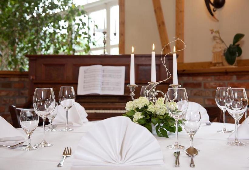 Hotel Landhof Liepe 11