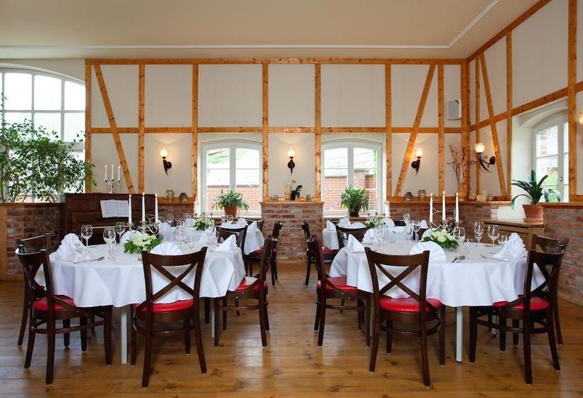 Hotel Landhof Liepe 5