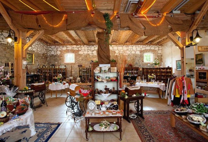 Hotel Landhof Liepe 9