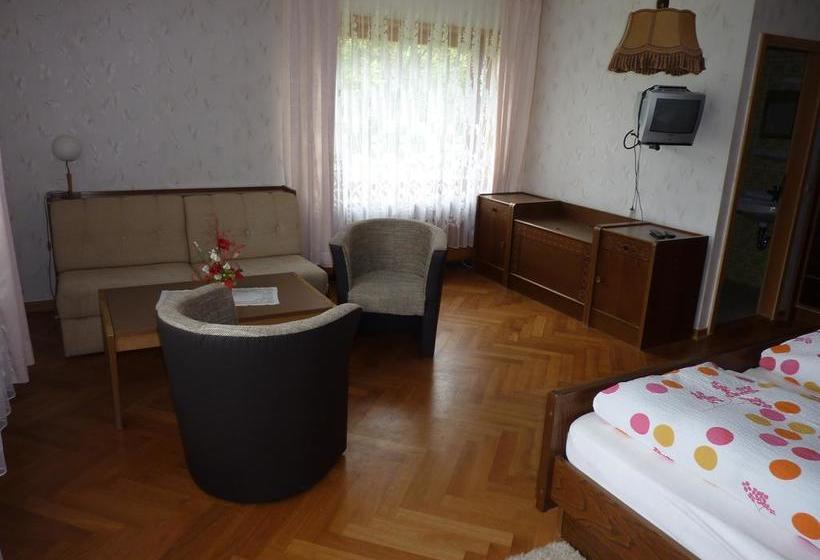 Hotel Gast Und Gästehaus Simon 8