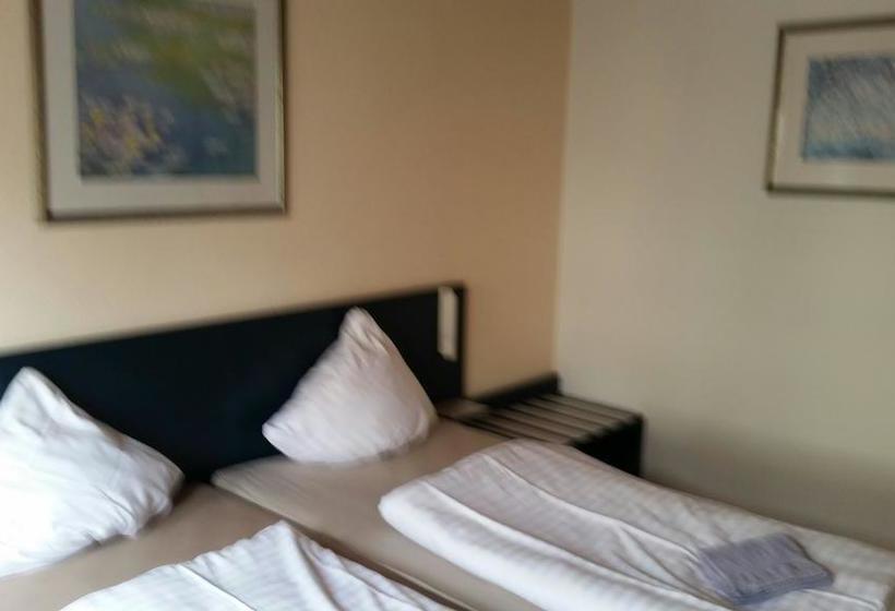 Gz Hostel Bornheim 1