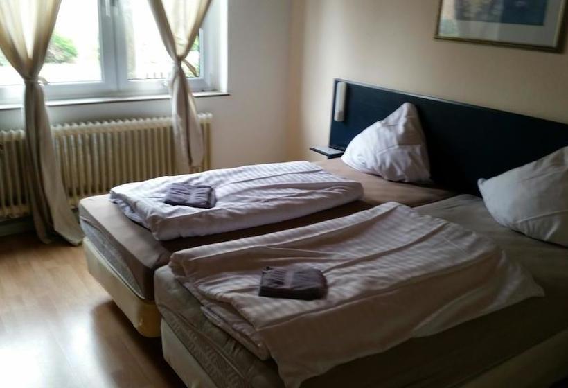 Gz Hostel Bornheim 2