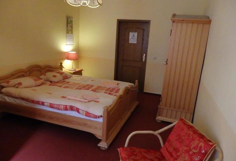 Hôtel Und Restaurant Peking 4