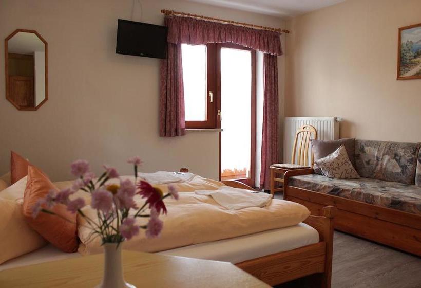 Landhotel Gasthof Zwota 7