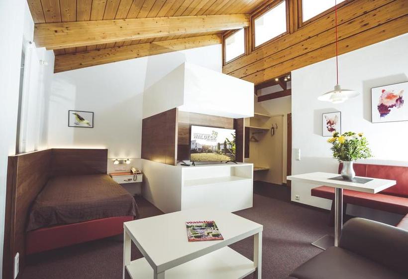 Hotel Und Appartementhof Waldeck 12
