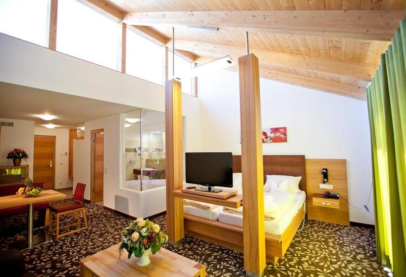 Hotel Und Appartementhof Waldeck 13