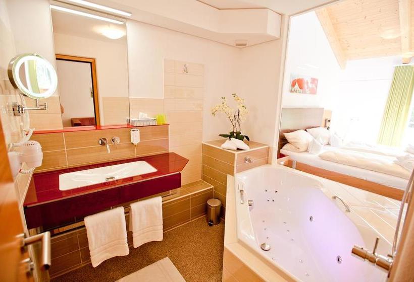 Hotel Und Appartementhof Waldeck 15