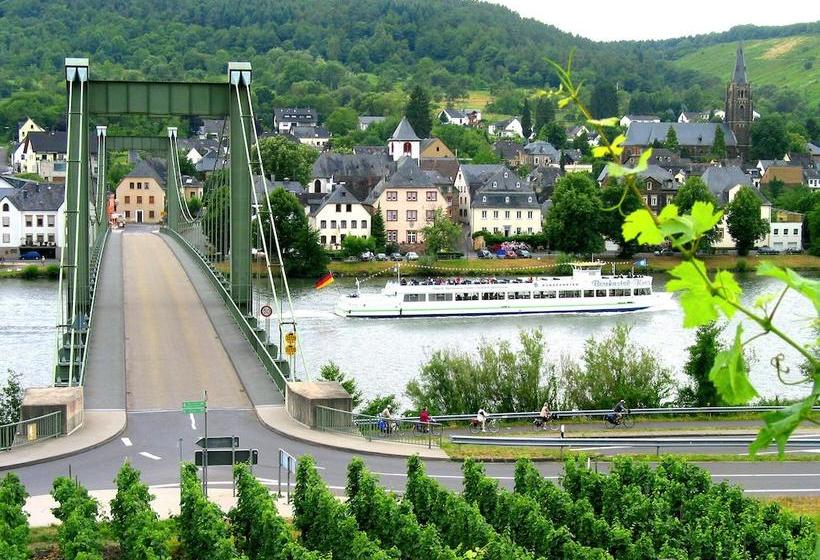 Hotel Zur Moselbrücke 3
