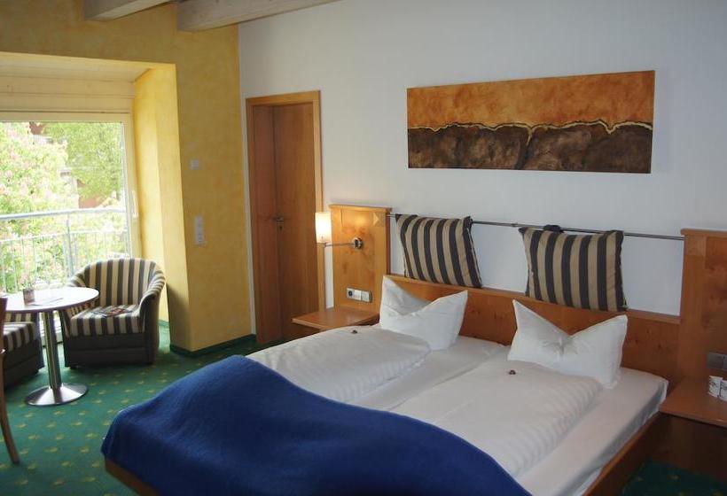 Hotel Gasthof Zum Adler 10