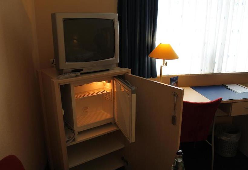 Hotel Gasthaus Zur Alten Eiche 6