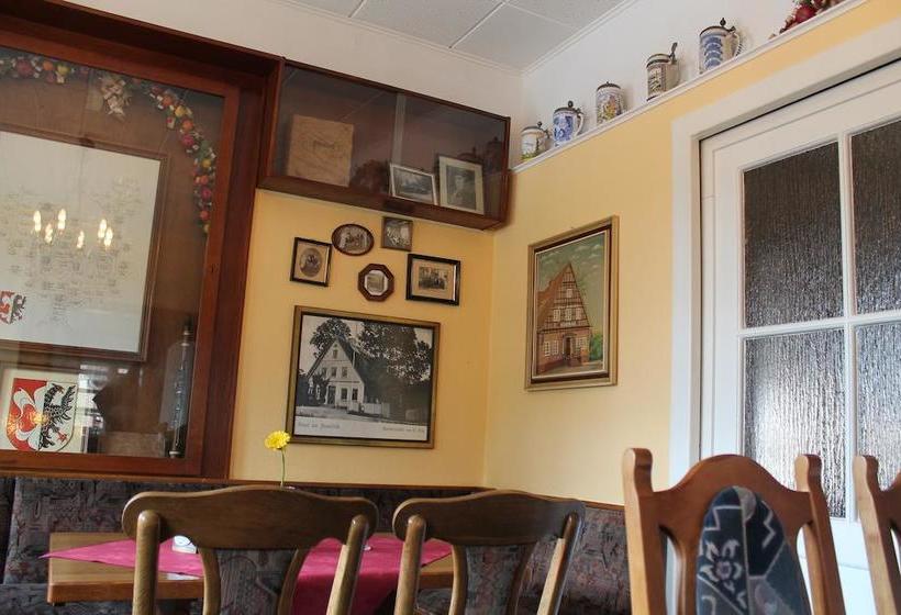 Hotel Gasthaus Zur Alten Eiche 9