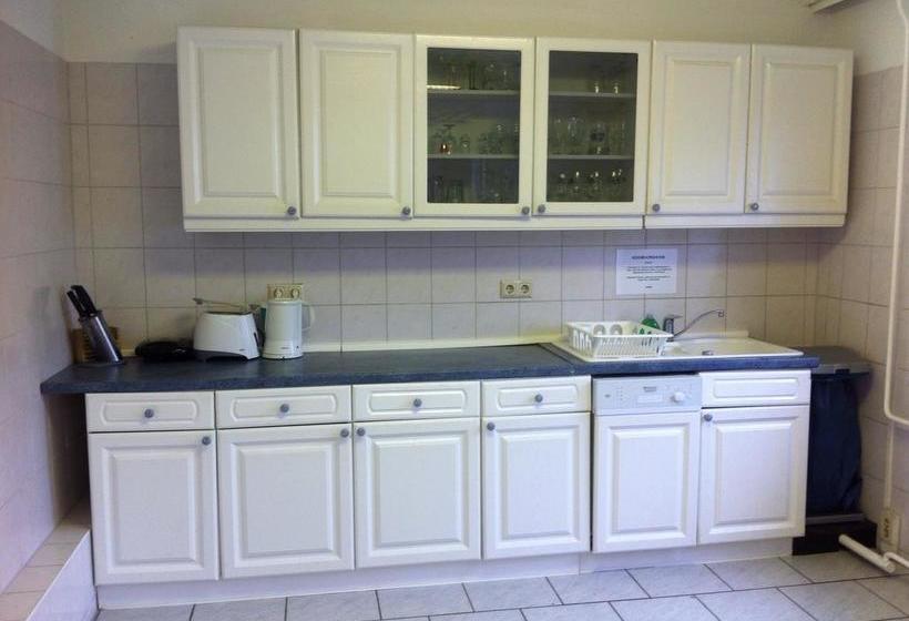 Herberge BackpackersŽ Inn 13