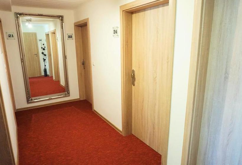 Hotel Jan Van Werth 18