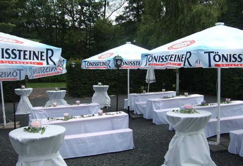 Hotel Gasthaus Zur Quelle 1