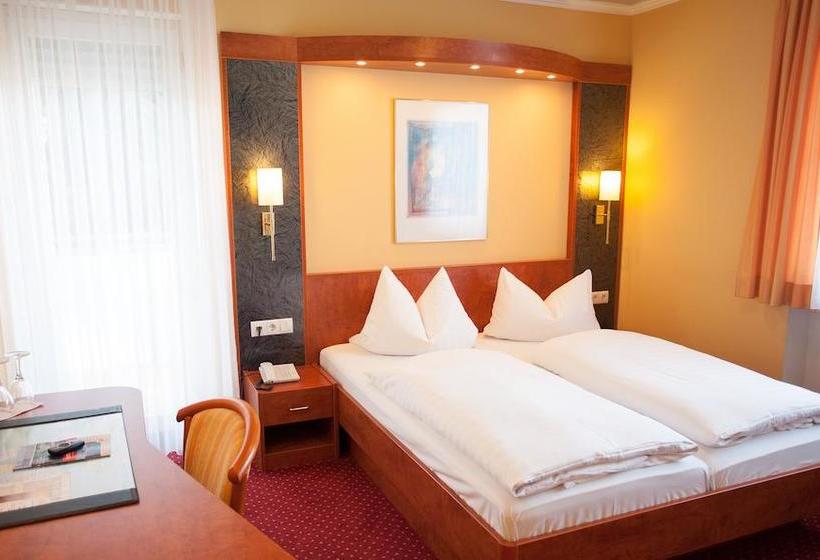 Hotel Restaurant Zur Post Lohfelden 2