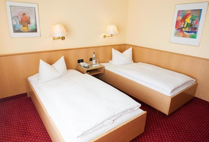 Hotel Restaurant Zur Post Lohfelden 4