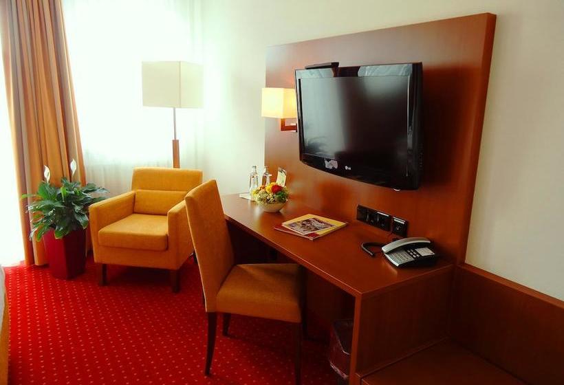 Hotel Gasthof Posthalter 10