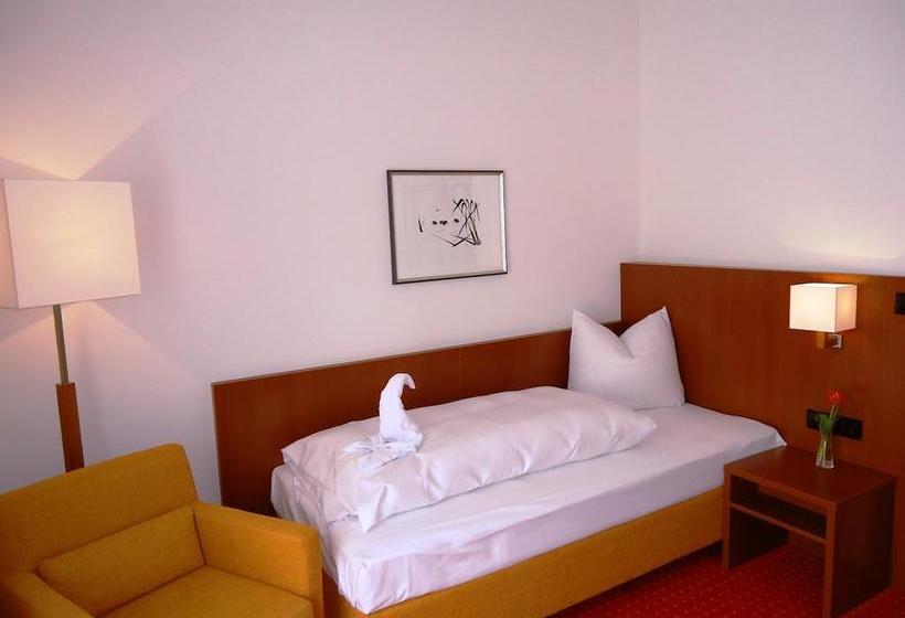 Hotel Gasthof Posthalter 18