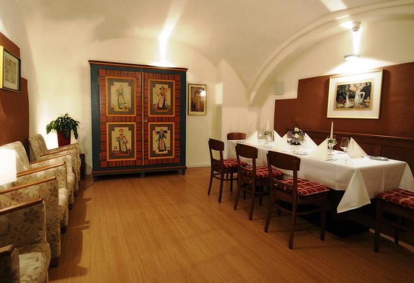 Hotel Gasthof Posthalter 19