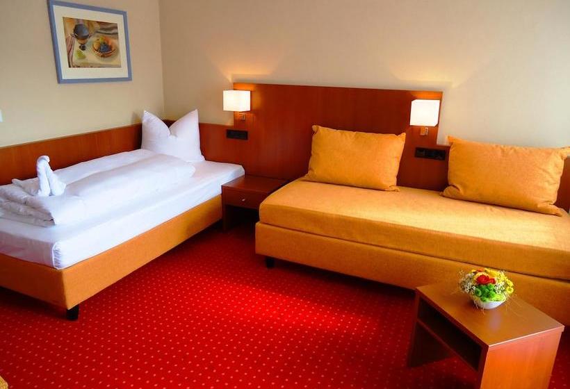 Hotel Gasthof Posthalter 8