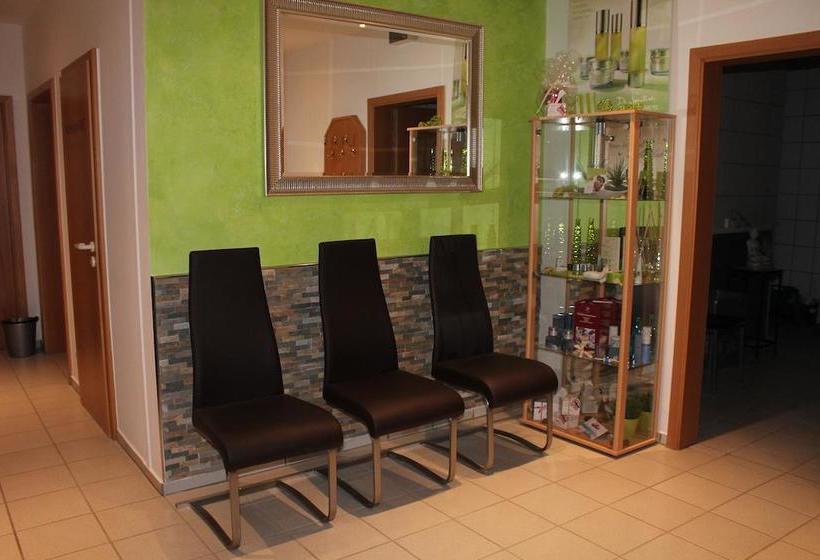 Hotel Kurpension Freudenstein 13