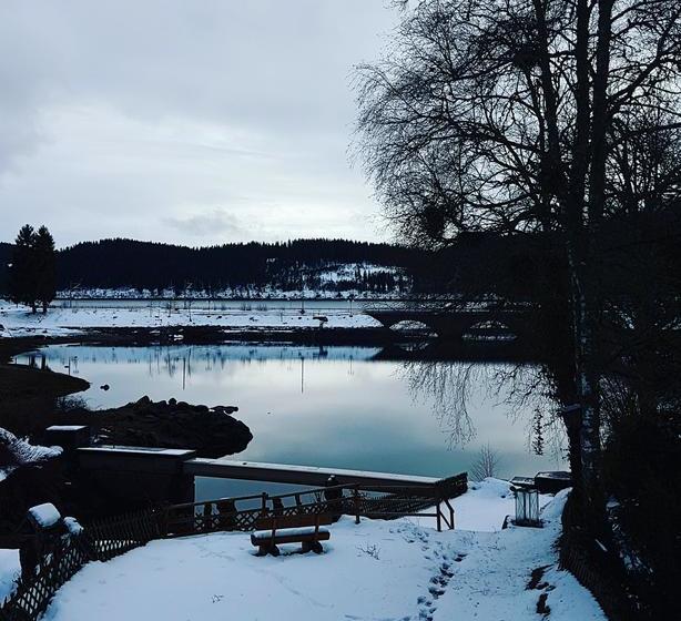 Hotel Pension Am See 2