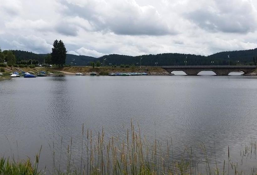 Hotel Pension Am See 4