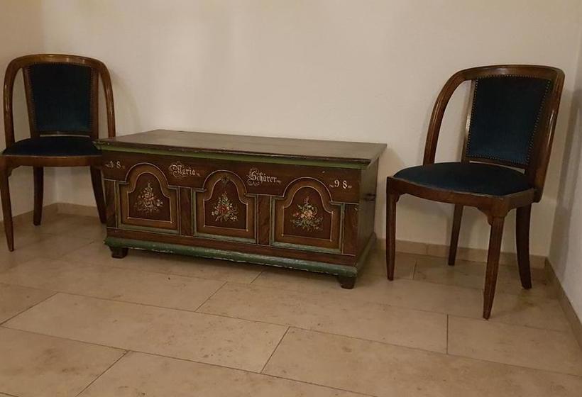 Hotel Pension Am See 6