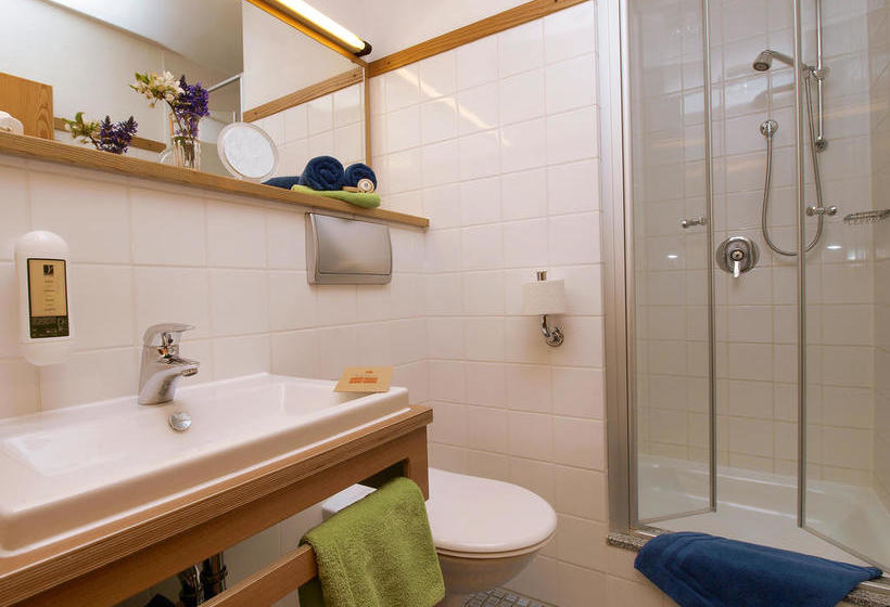 Hotel An Der Brunnader 9