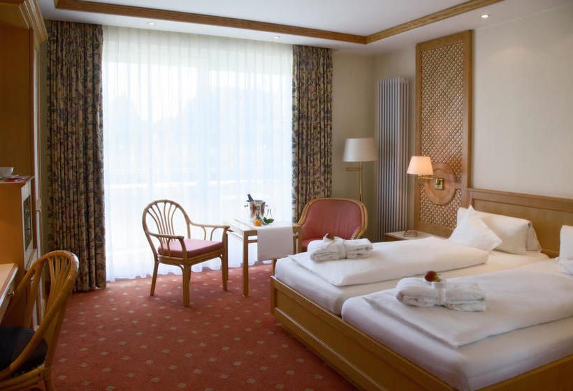 Thermenhotel Quellenhof 17