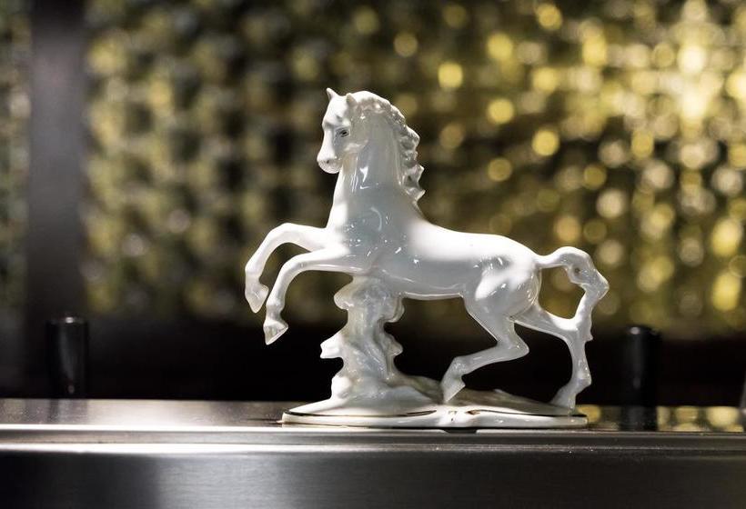 Hotel Gasthof Zum Weyssen Rössle 3