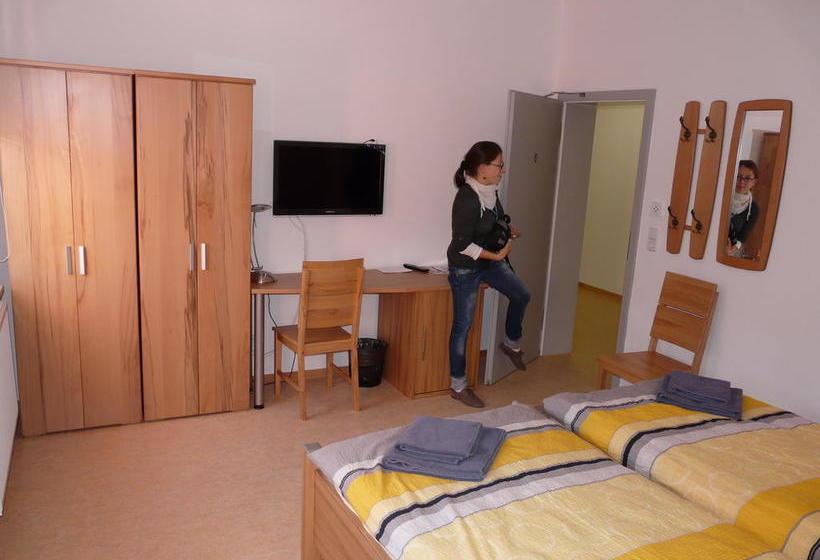 Sport Tourist Hostel Weißenfels 5