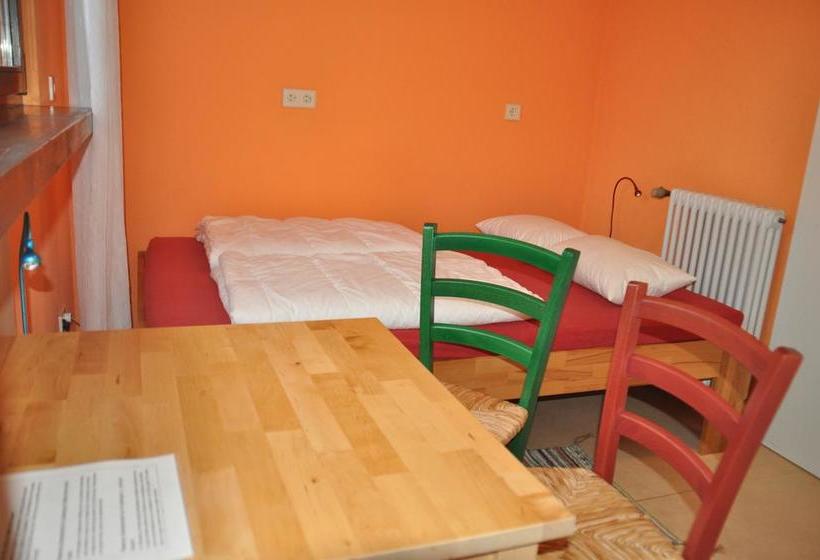 Hostel&spa Waldkurbad 11