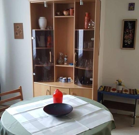 Hotel Das Kleine Altstadt 4