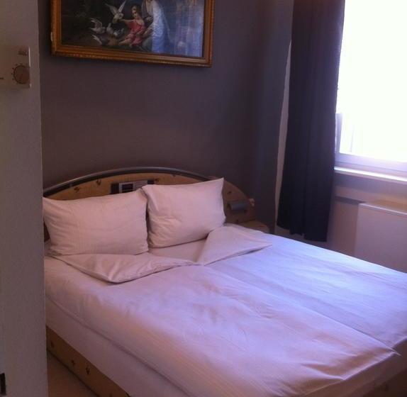 Hotel Das Kleine Altstadt 9