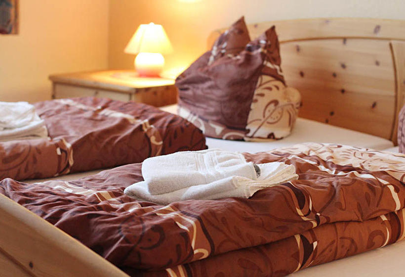 Hotel Landgasthaus Hursterhof 10