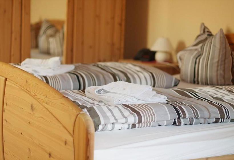 Hotel Landgasthaus Hursterhof 6