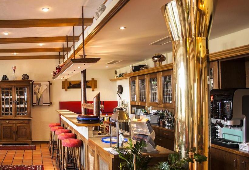 Hotel Restaurant Bergeshöhe 12