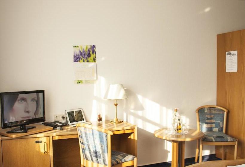 Hotel Restaurant Bergeshöhe 4