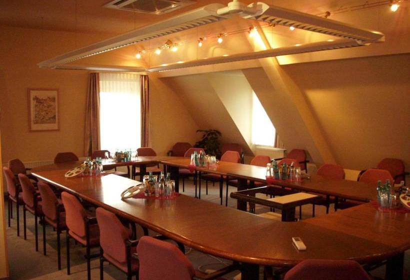 Gasthof Und Landhotel Zur Ausspanne 14