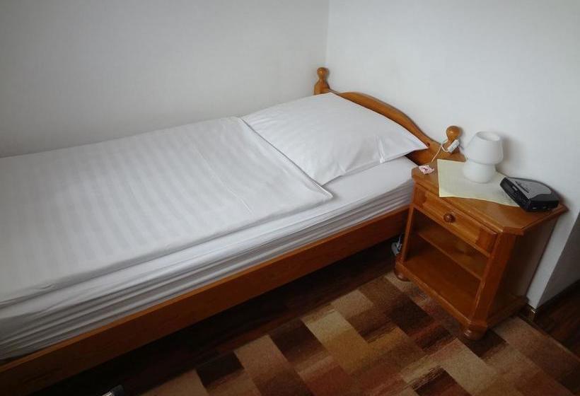 Hotel Pension Stöber 8