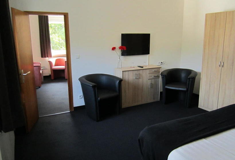 Hotel Zum Tiefenhagen 12