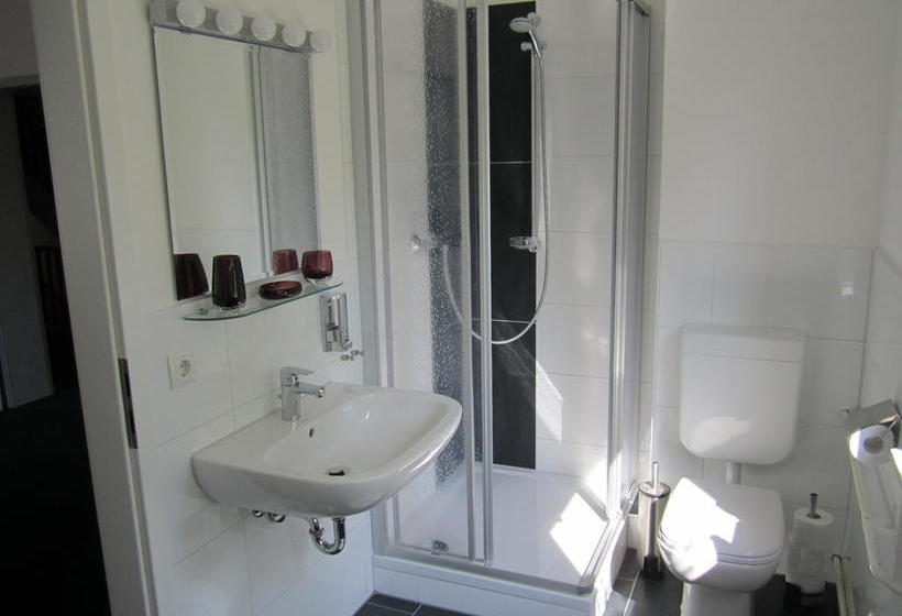 Hotel Zum Tiefenhagen 13