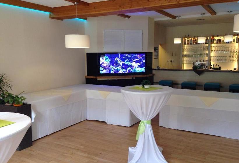 Landhotel Am Mittelpunkt 13