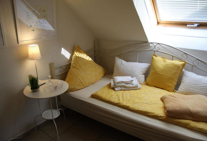 Hotel Am Wasserschloss Glücksburg 2