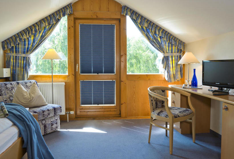 Hotel Garni Vier Jahreszeiten 11